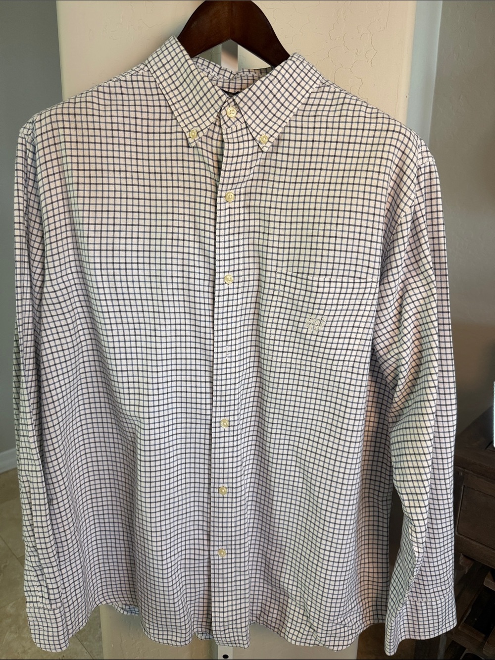 Chaps Men’s Button-Down Shirt in White & Navy Grid 100% cotton XL
